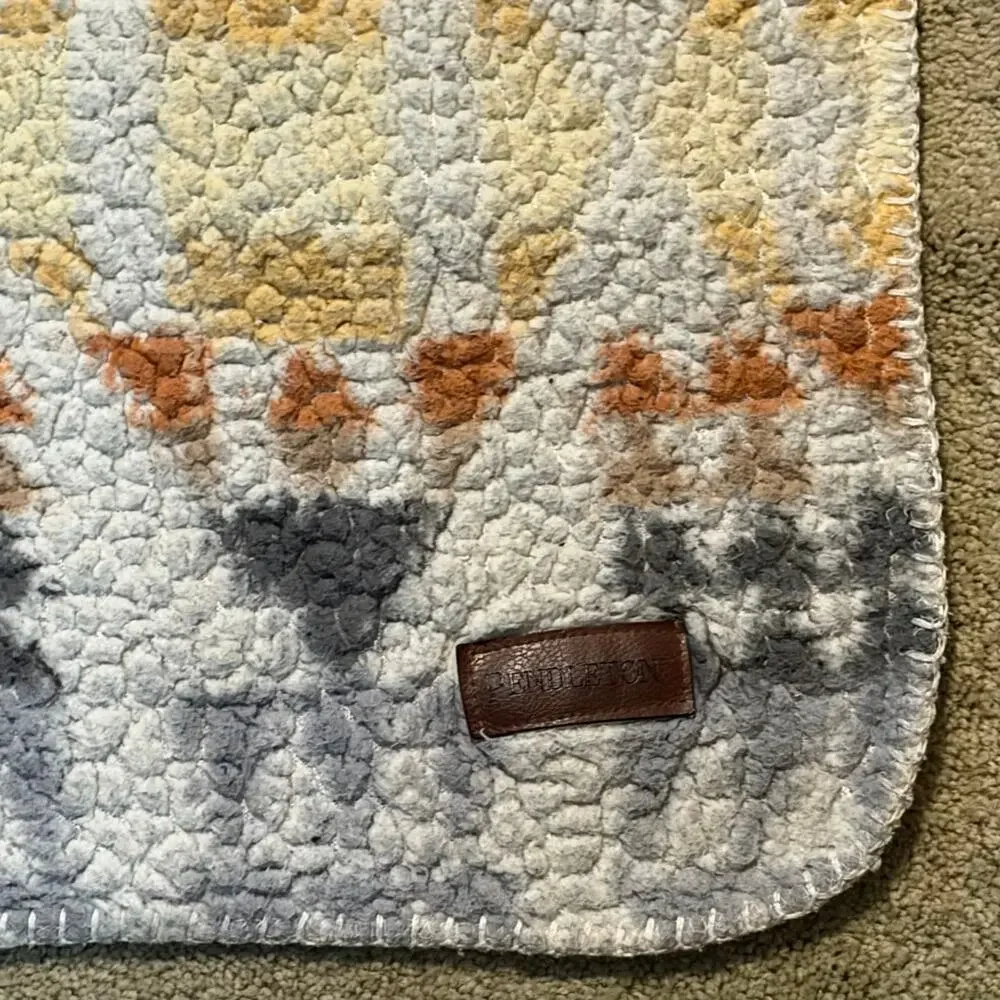 Pendleton Arrow Point Twin Sherpa Fleece Aztec Pattern Blanket Cream Gray Yellow